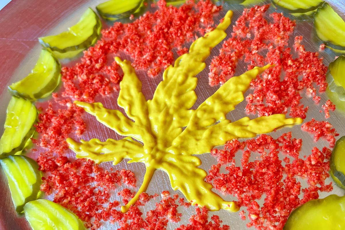 Cannabis leaf snack plate